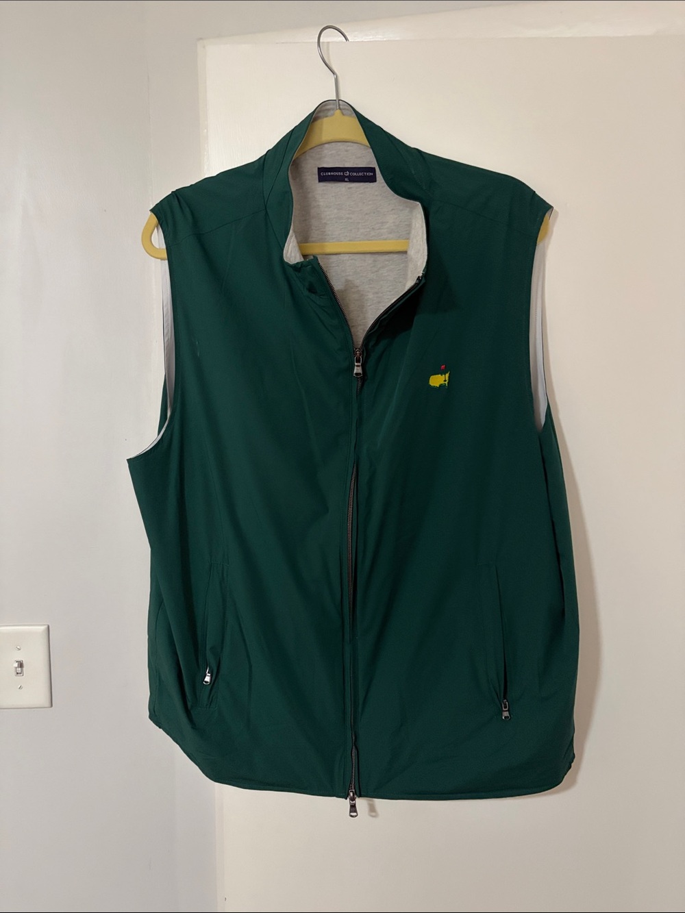 Clubhouse Collection Men's Green Sleeveless Golf Vest